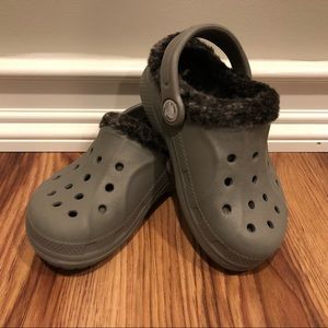 Crocs Kids Classic Fuzz Lined Clogs NWOT